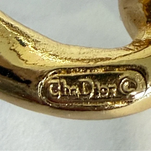 Vintage Christian Dior Triple Loop Rings Gold tone Brooch Rhinestone Pave - Picture 7 of 9